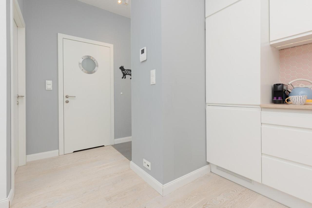 Sarmacka Apartment With Balcony Warsaw Wilanow By Noclegi Renters ภายนอก รูปภาพ