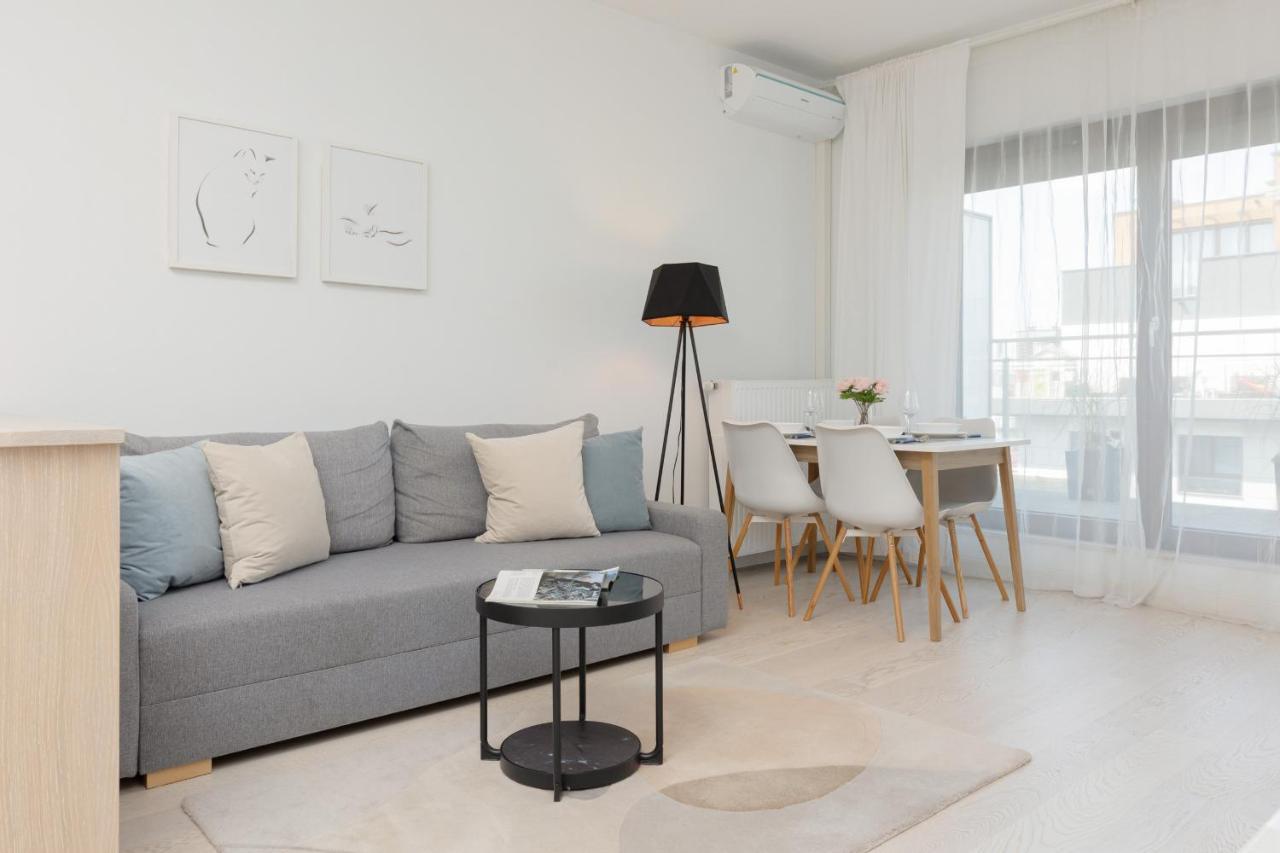 Sarmacka Apartment With Balcony Warsaw Wilanow By Noclegi Renters ภายนอก รูปภาพ