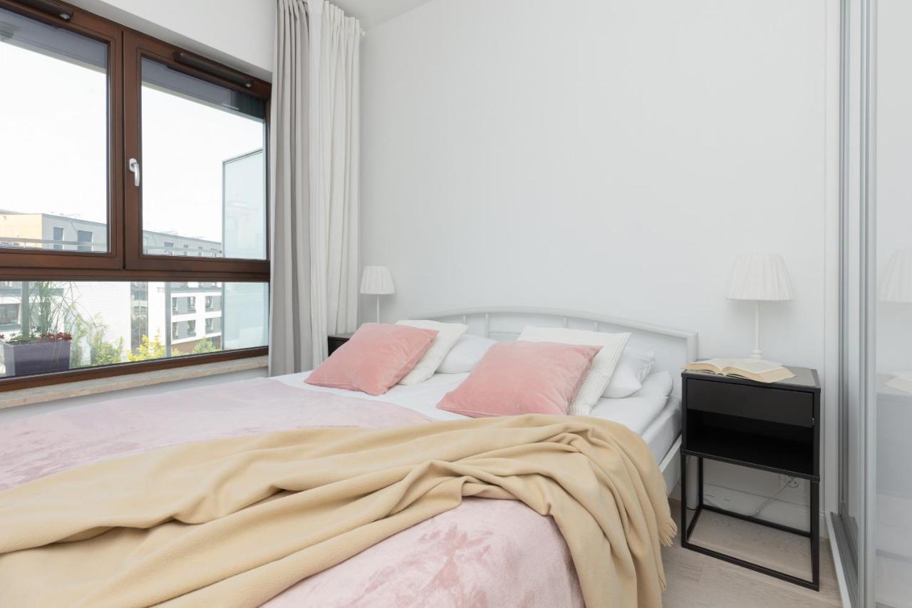Sarmacka Apartment With Balcony Warsaw Wilanow By Noclegi Renters ภายนอก รูปภาพ